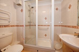 SHOWER ROOM- click for photo gallery